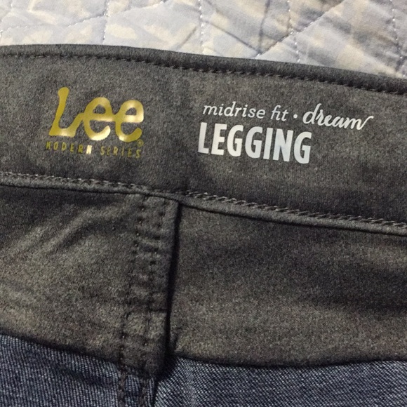 Lee | Jeans | Lee Mid Rise Fit Dream Legging | Poshmark